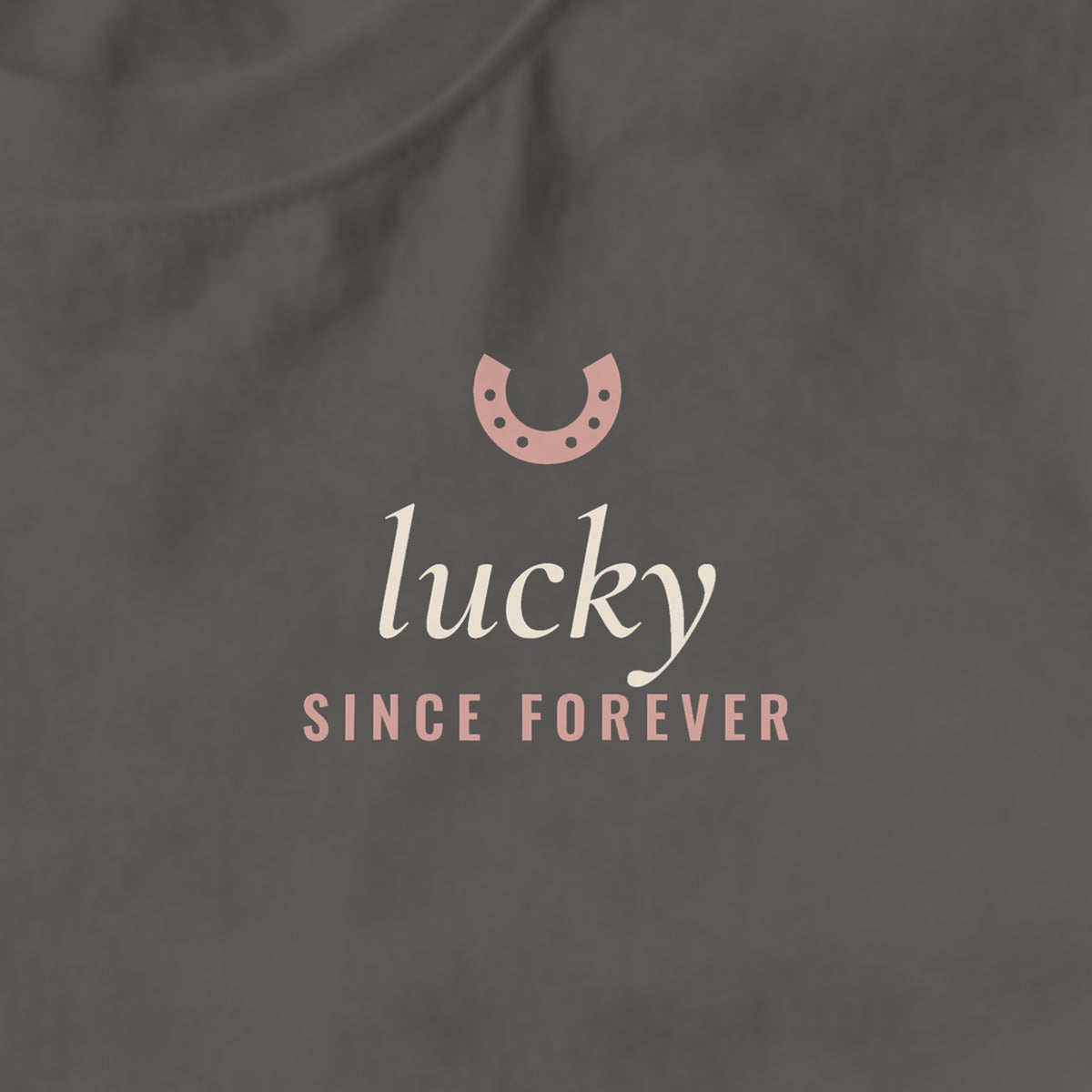 Lucky - design close-up · pepper