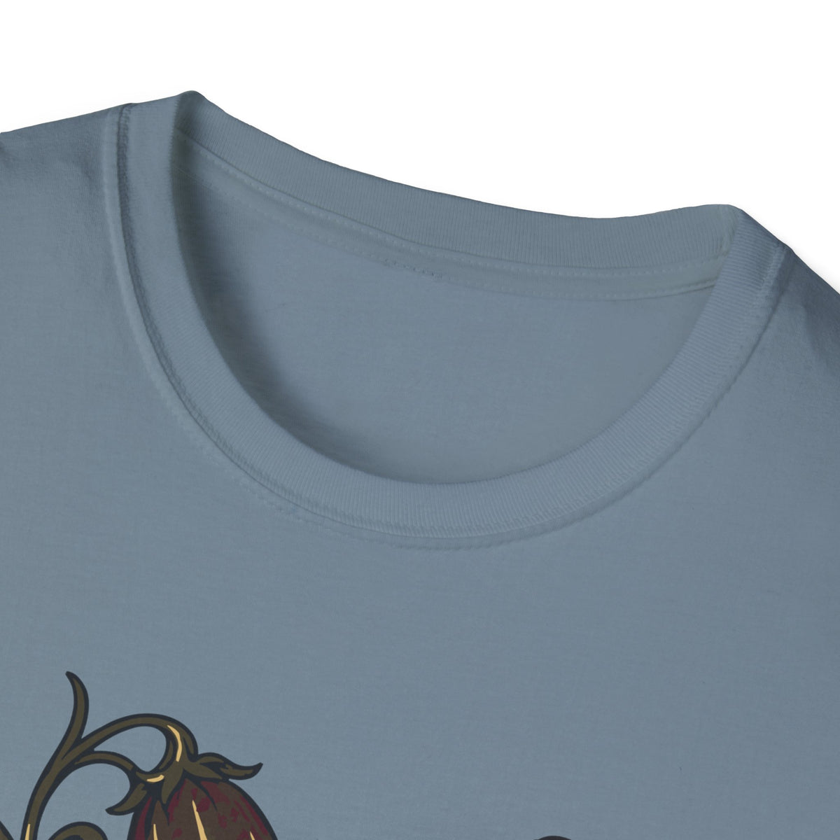 Night Garden Snail Tee – Everyday Softstyle