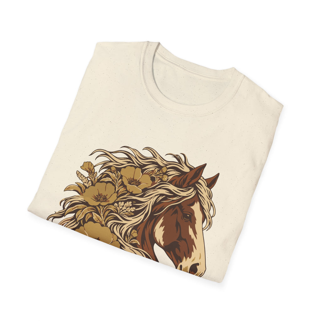 Wildflower Mane Horse Tee – Everyday Softstyle